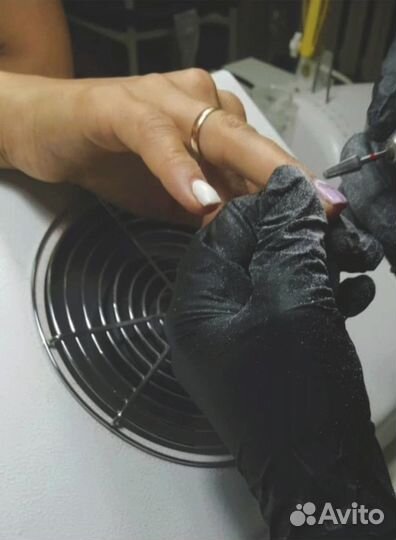 Мастер маникюра