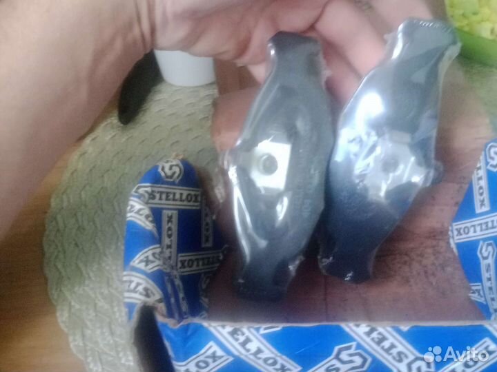 Тормозные колодки передние stellox WVA20547 Opel