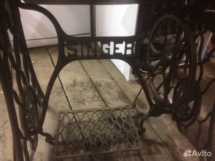 Швейная машинка singer