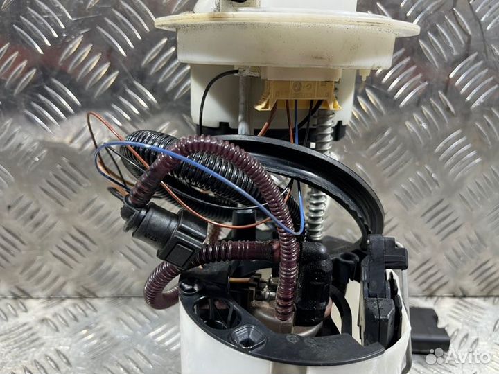 Бензонасос Volkswagen Passat B6