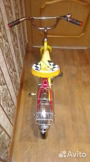 Велик Favorit 16