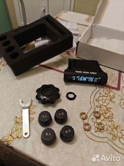 Датчики давления в шинах наружные tpms