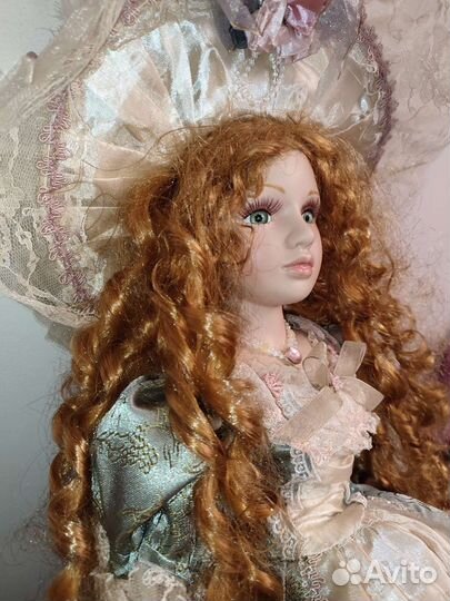 Кукла фарфоровая коллекционная