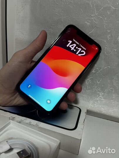 iPhone Xr, 64 ГБ