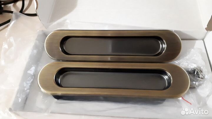 Дверные ручки