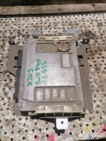 Блок управления двс Volkswagen Golf Plus