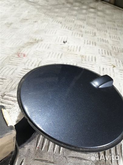 Лючок бензобака Opel Astra H L69 Z16XER 2008