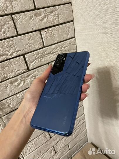 TECNO Pova Neo 2, 4/64 ГБ