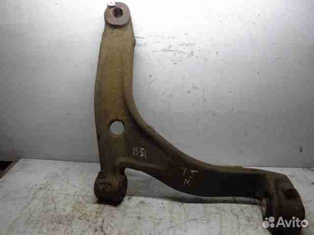 Рычаг передний правый нижний Volkswagen T5 T5