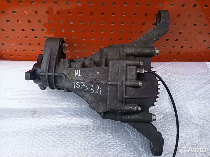 Редуктор задний Mercedes ml 163