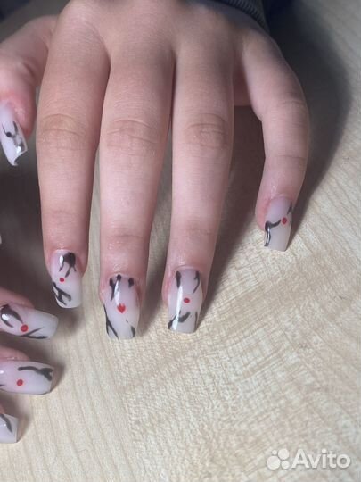 Наращивание ногтей модель