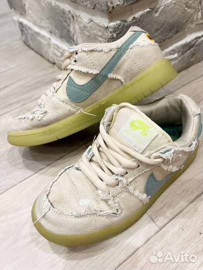 Кроссовки Nike оригиналы 35.5