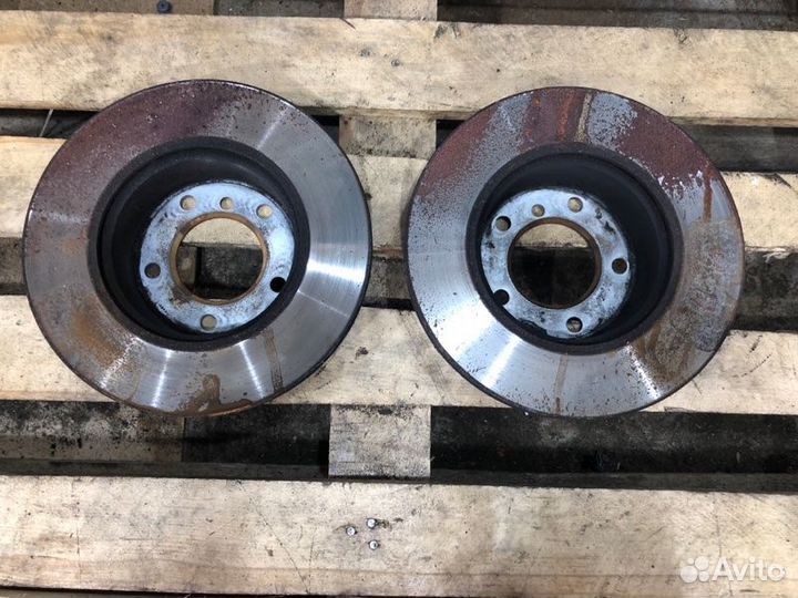 Диск тормозной передний Bmw 1 E87 N45B16 2005