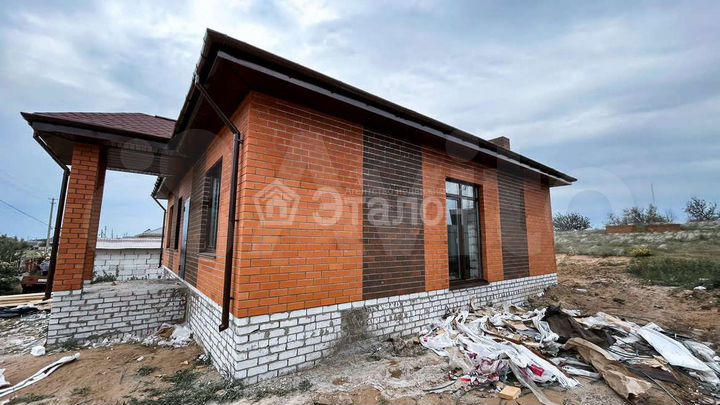 Дом 105 м² на участке 6 сот.