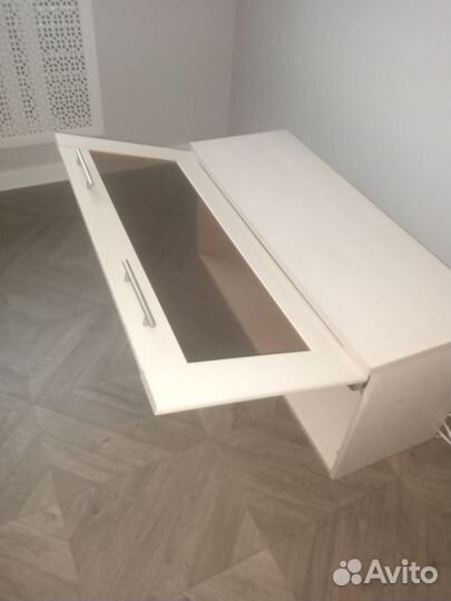 Полка для книг или на кухню