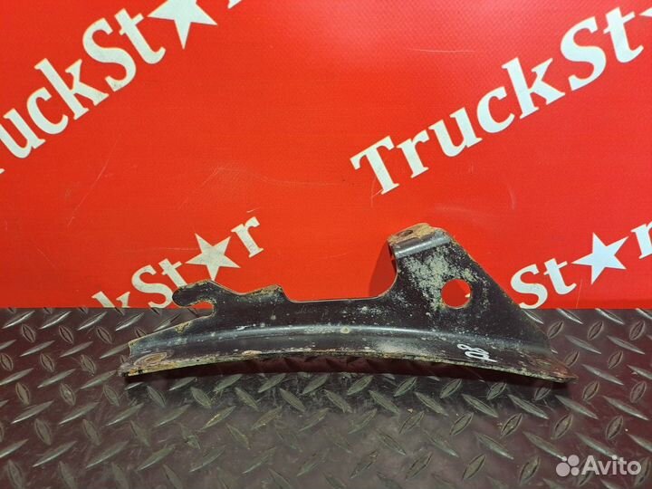 Кронштейн крыла правый Daf XF105