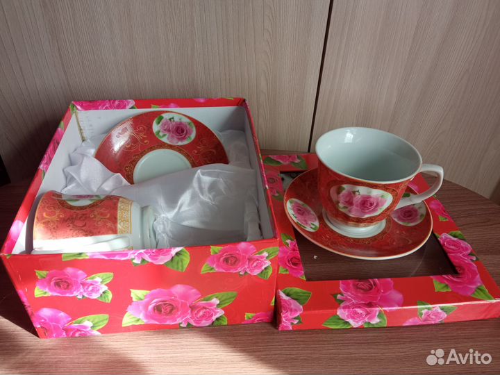 Чайная пара и конфетница