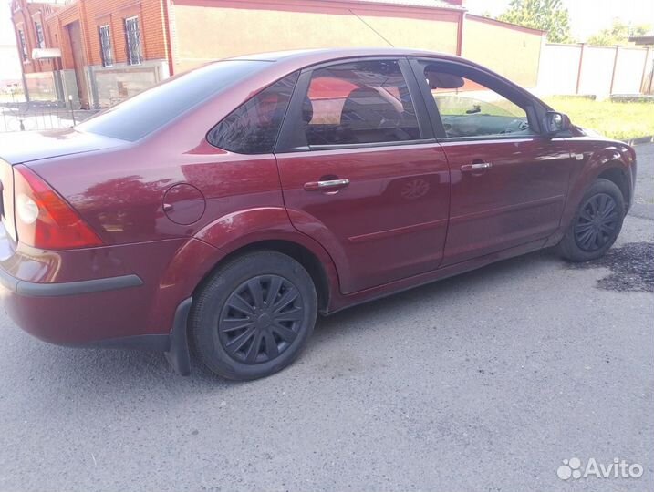 Ford Focus 1.8 МТ, 2008, 274 400 км