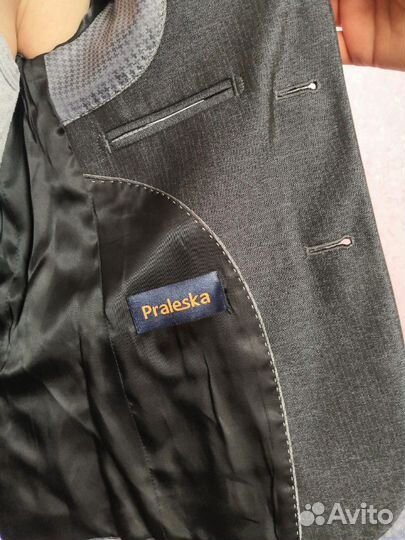 Школьный костюм