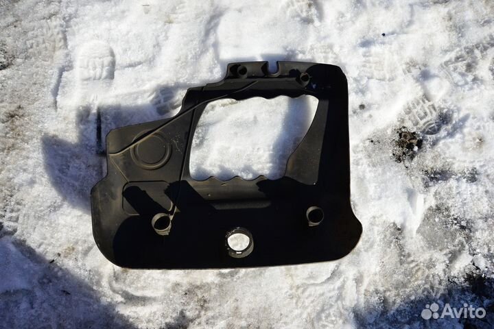 Накладка крышка двигателя Volkswagen Golf 4 Bora