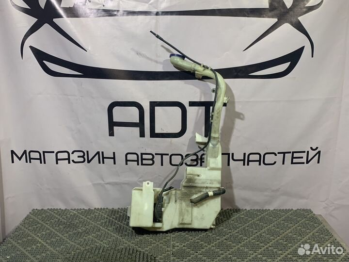 Бачок Омывателя в сборе Honda Civic 8 5D