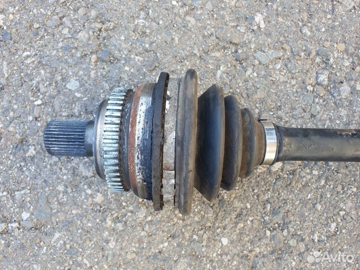 Привод передний правый для Mercedes W210