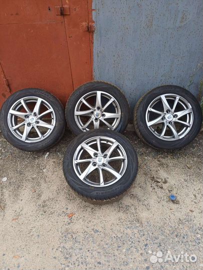 Продам диски с резиной