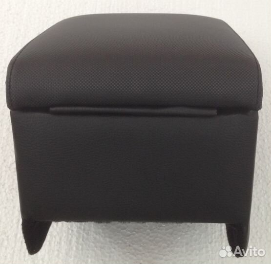 Бар (подлокотник) для Ford Focus 3