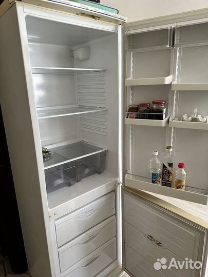 Холодильник атлант бу
