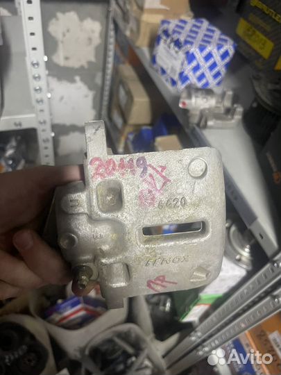 Суппорт торм. правый ваз 1111-1113 ока