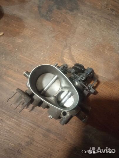 Дроссельная заслонка volkswagen В3