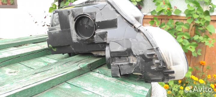 Фара левая skoda yeti