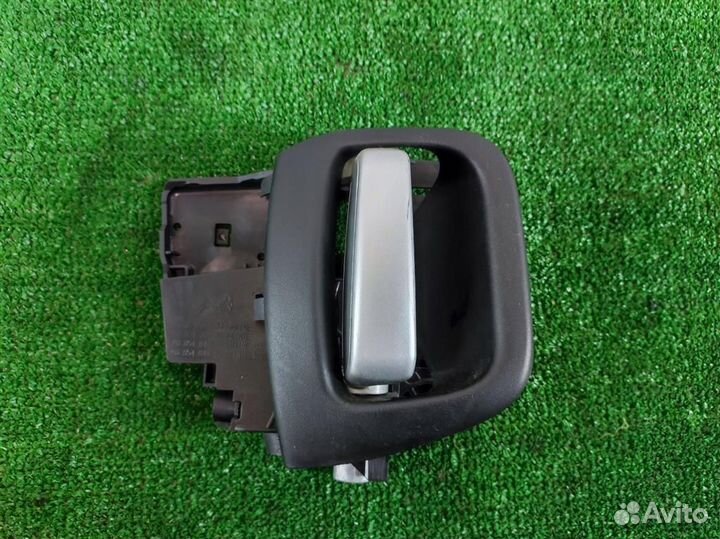 Ручка двери внутренняя левая Peugeot Partner B9 2