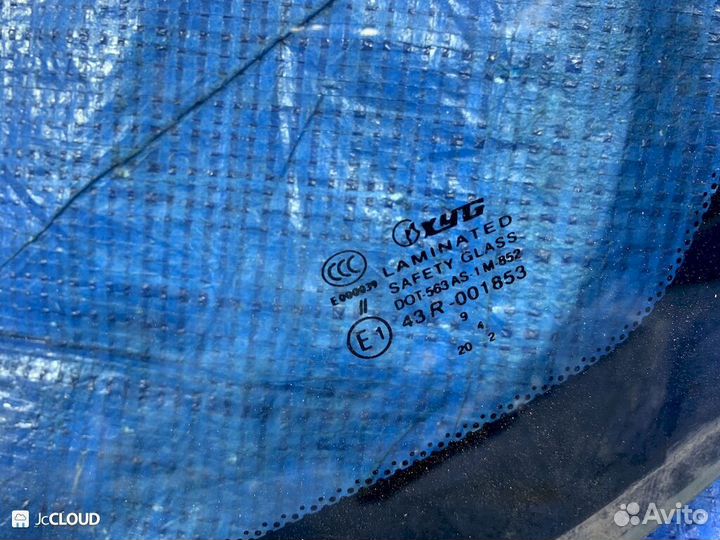 Лобовое стекло на mitsubishi RVR N21W 4G93