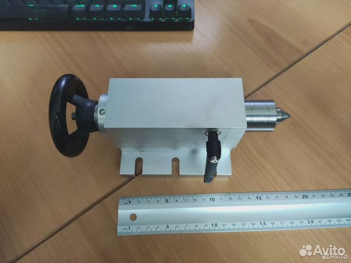 Задняя бабка для фрезерного или поворотной оси чпу