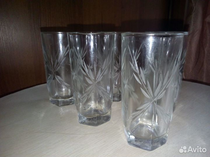 Набор рюмок и фужерчиков