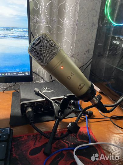 Behringer umc202hd + behringer c 1