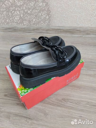 Лоферы для девочки 32