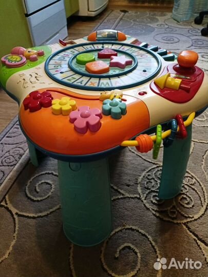 Развивающий стол