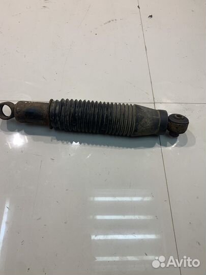 Задний левый амортизатор (Changan CS35)