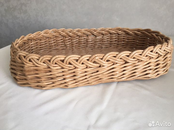 Плетёный поднос