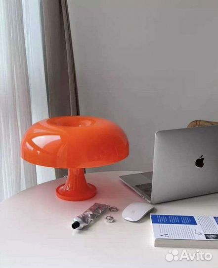 Настольнaя лампa Nesso (дизайн Италия)