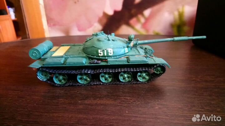 Модель 1/35 танк т 62