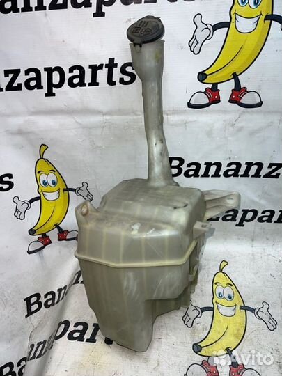 Бачок омывателя Toyota Camry 40