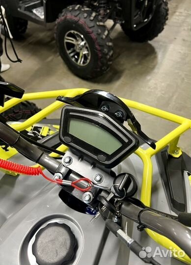 Квадроцикл для подростка Avantis Ray 8 Lux (A1) в наличии