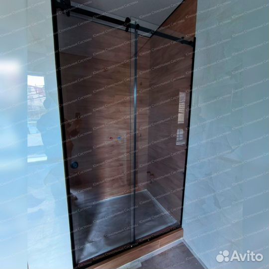 Душевое стеклянное ограждение для душа