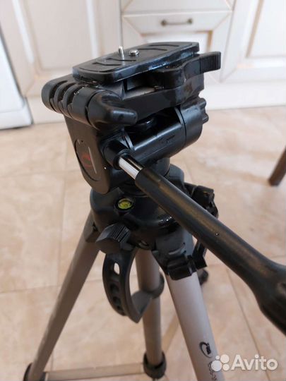 Штатив ERA ECS-3530 56-146 см