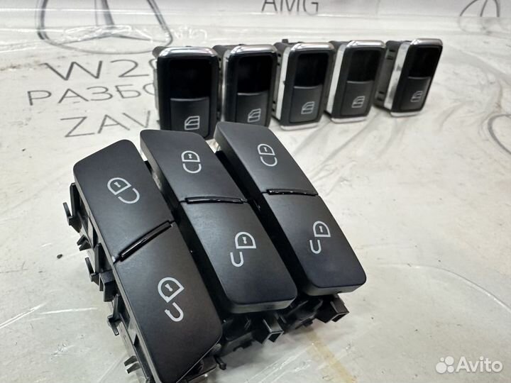 Кнопка стеклоподъемника Mercedes W204 W212