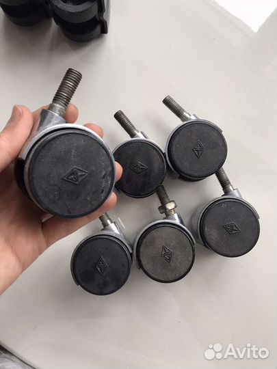 Колесики мебельные