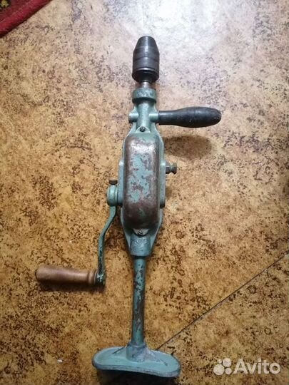 Дрель советская ручная